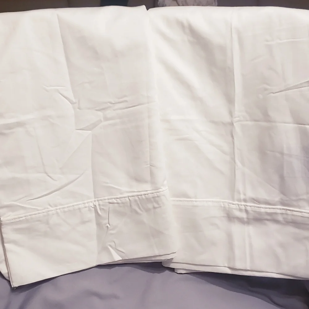 Kirkland Signature Pima Cotton Queen Two Pillowcases 680 TC White New